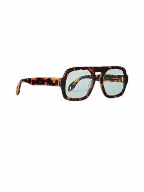 Like-New Elisa Johnson Jane Sunglasses